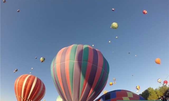  Ordina alla tua mongolfiera di volare 